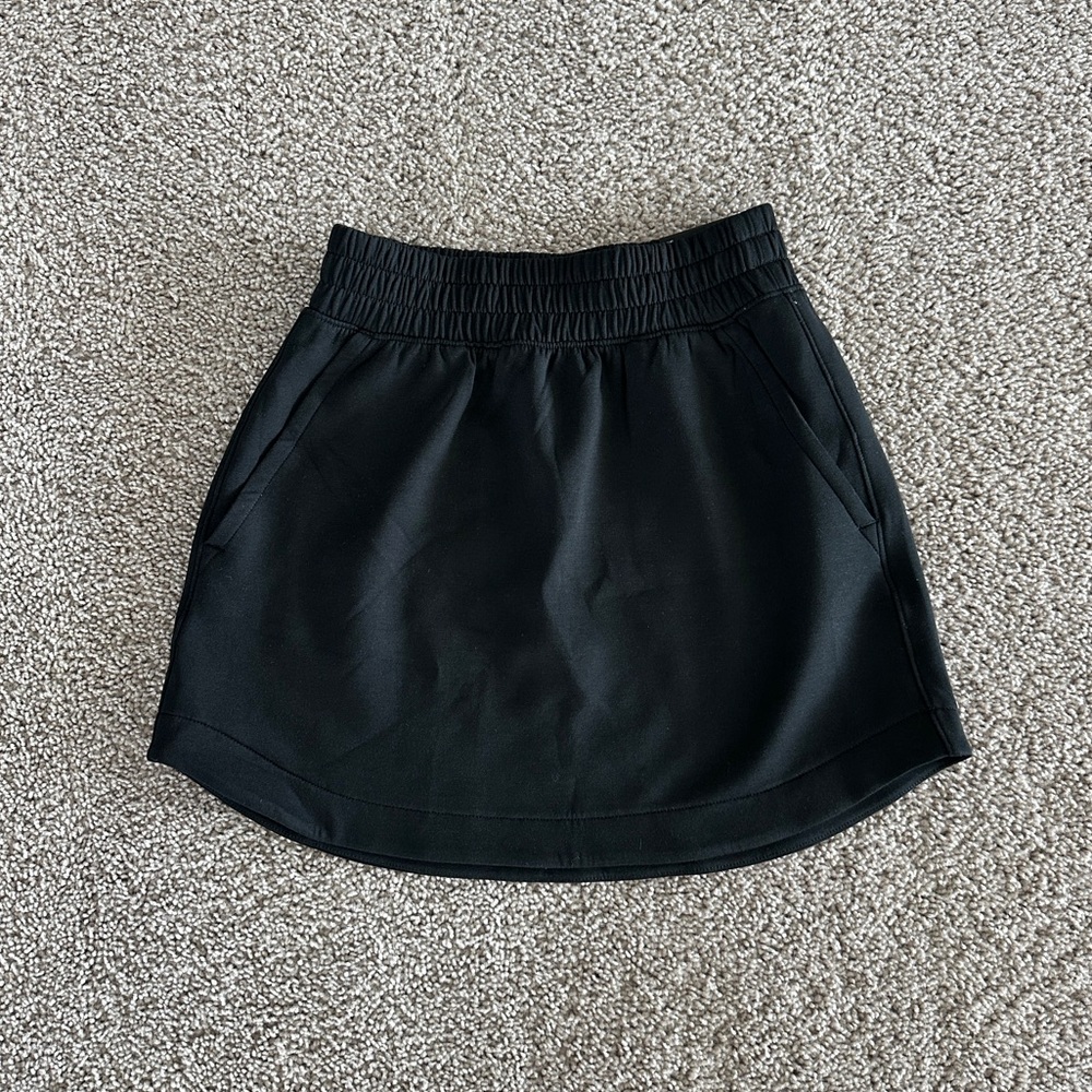 ABERCROMBIE & FITCH— YPB neoKNIT Mini Skirt